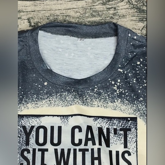 NWOT Women’s Dark Gray Bleached Halloween Witch Trio Short Sleeve T-Shirt 2XL - Picture 4 of 11